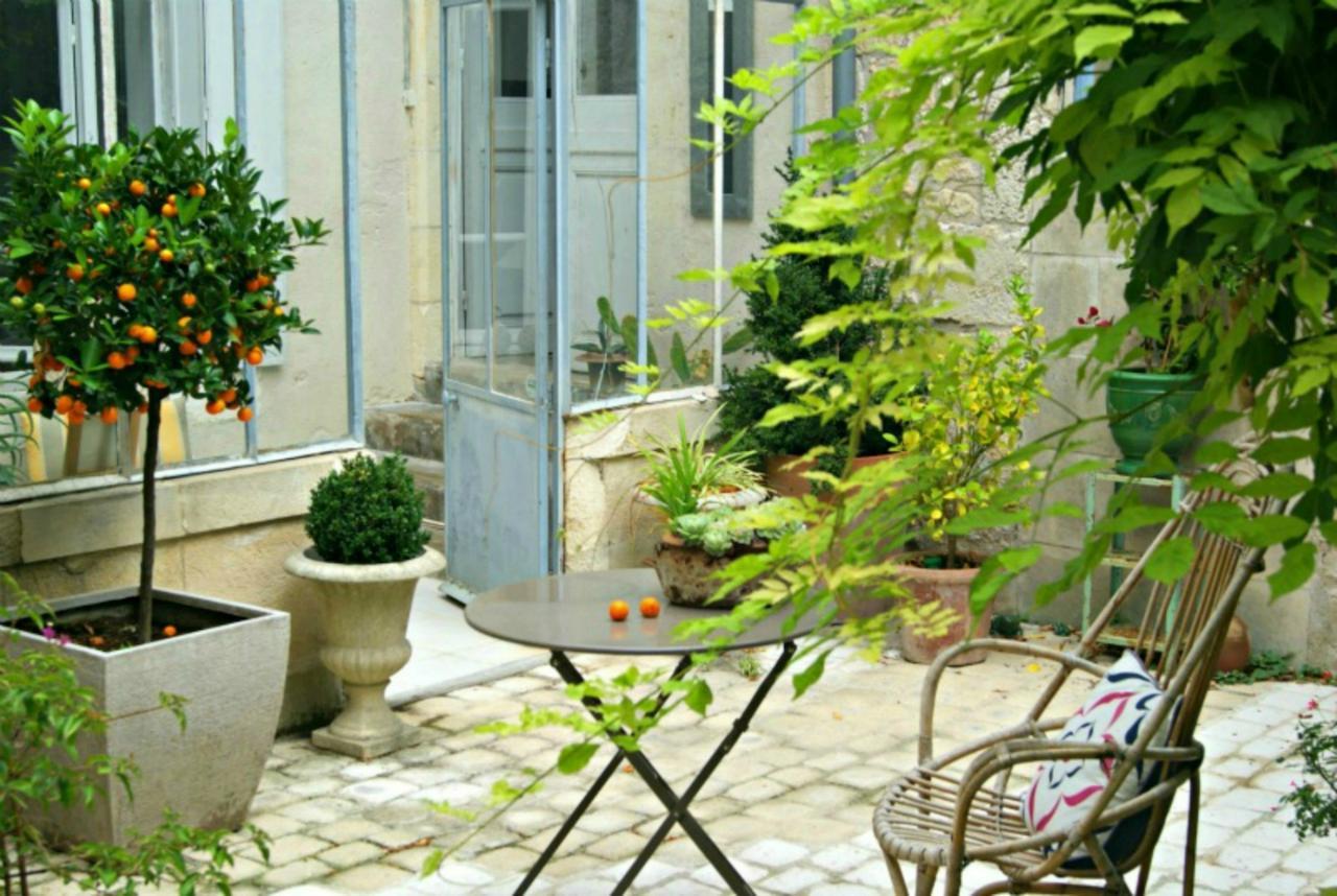 La Maison Du Baloir Thairé Exteriör bild